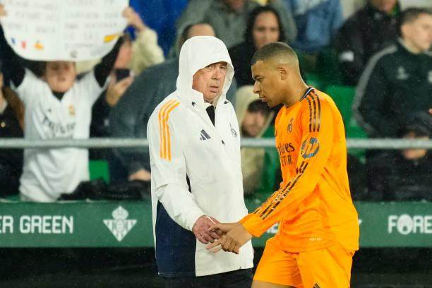 安切洛蒂：半场丢失球权27次！这种状态打马竞没戏