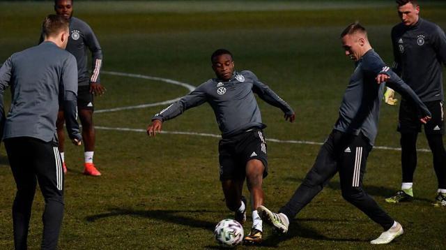 脚伤致赛季报销，穆科科的处子季带给你惊喜了吗？